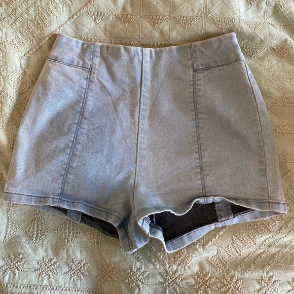 High waist jean shorts - Picture 1 of 3